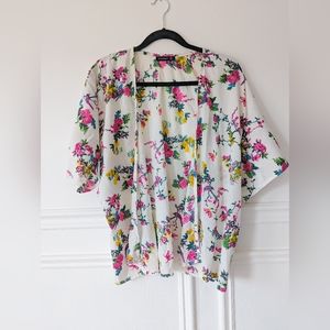 Atmosphere Floral Kimono